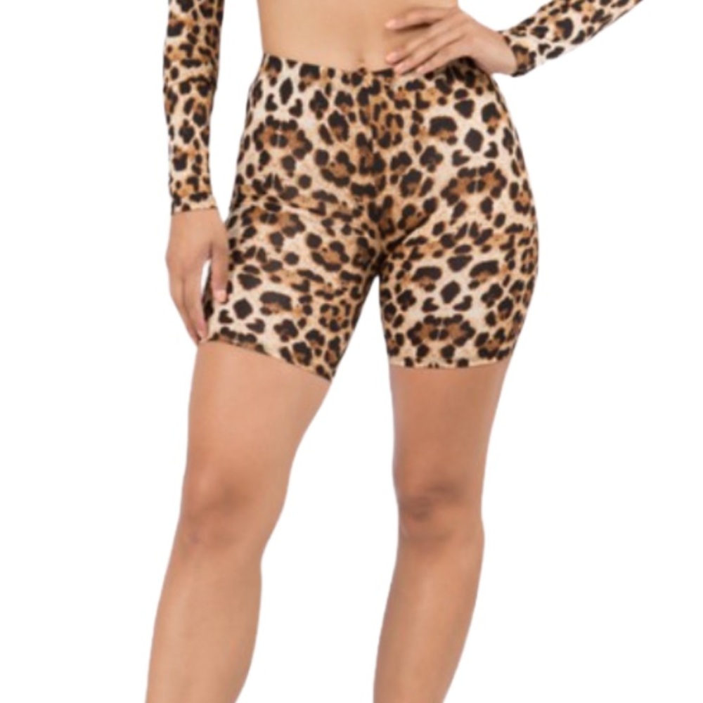 NWT Bear Dance Leopard Bike Short